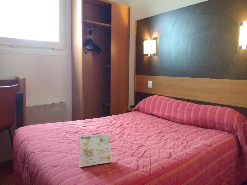 Hotelf1 Longwy Zimmer foto
